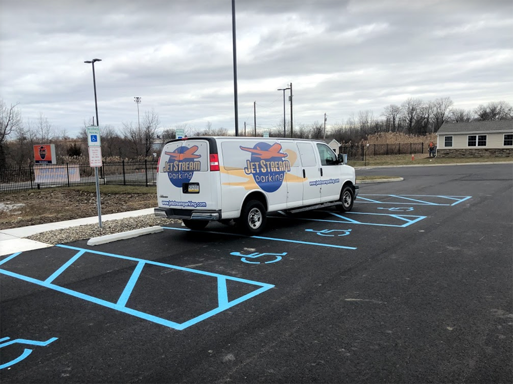 cheap airport parking phl